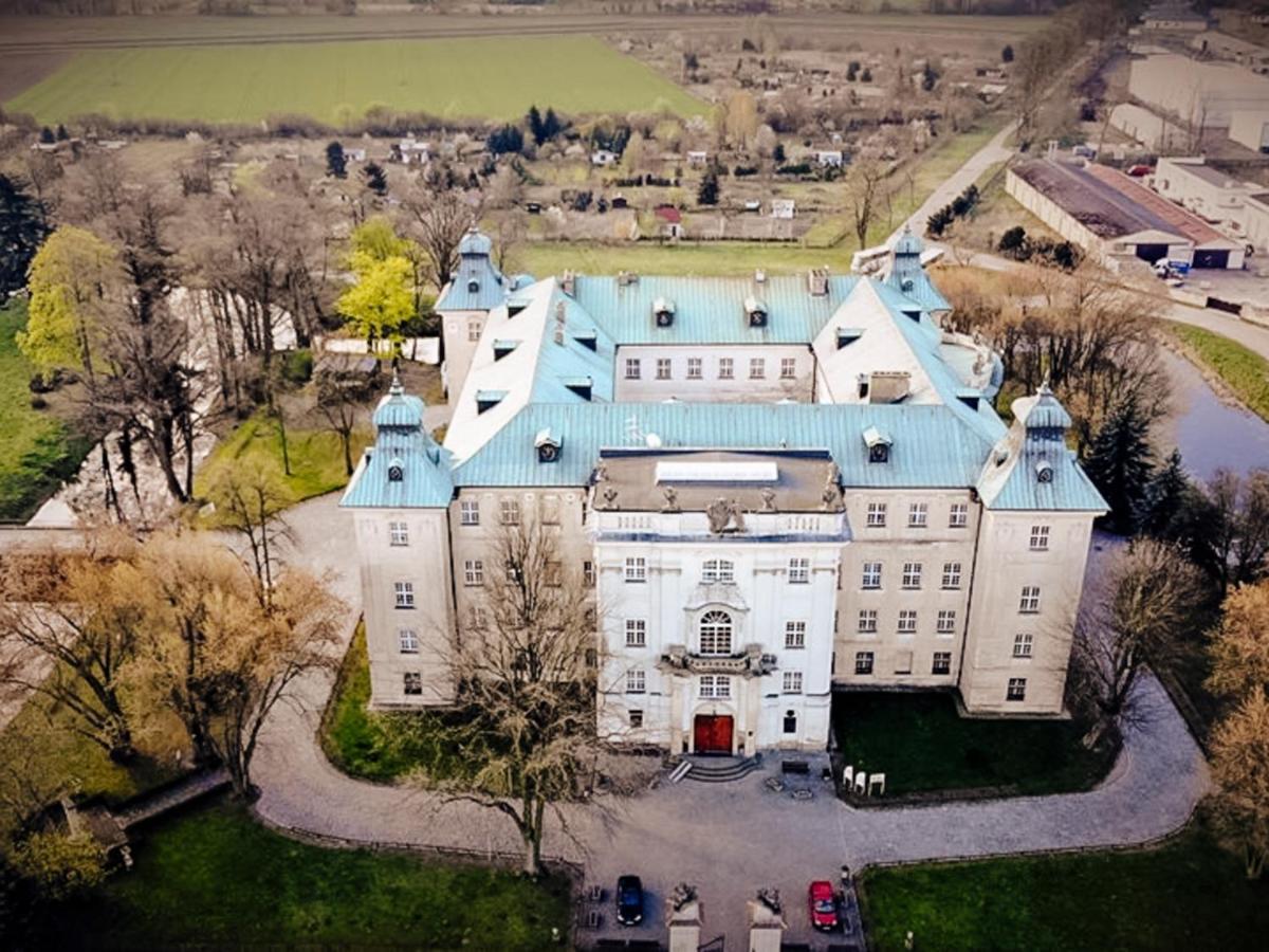 Hotel Zamek Krolewski W Rydzynie Рыдзына Экстерьер фото
